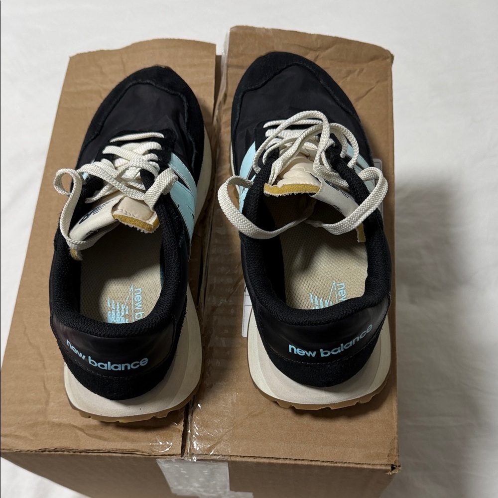 New Balance Black Sneakers with Light Blue 'N' Accent - Picture 4 of 5